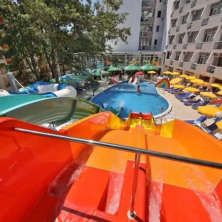 Prestige Deluxe Aquapark Club Hotel