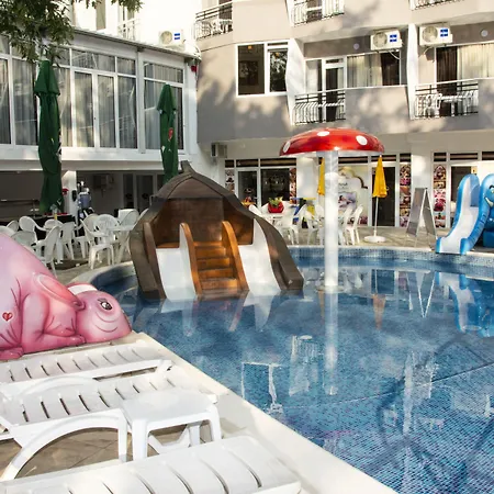 Prestige Deluxe Aquapark Club 4* Golden Sands