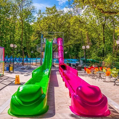 Prestige Deluxe Aquapark Club - 4* Goldstrand