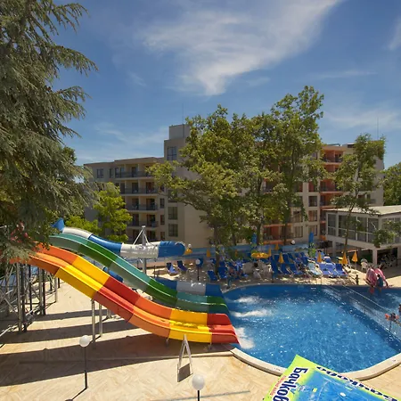 Prestige Deluxe Aquapark Club Otel 4*