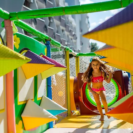 فندق Prestige Deluxe Aquapark Club غولدن ساندز