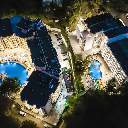 فندق Prestige Deluxe Aquapark Club 4*