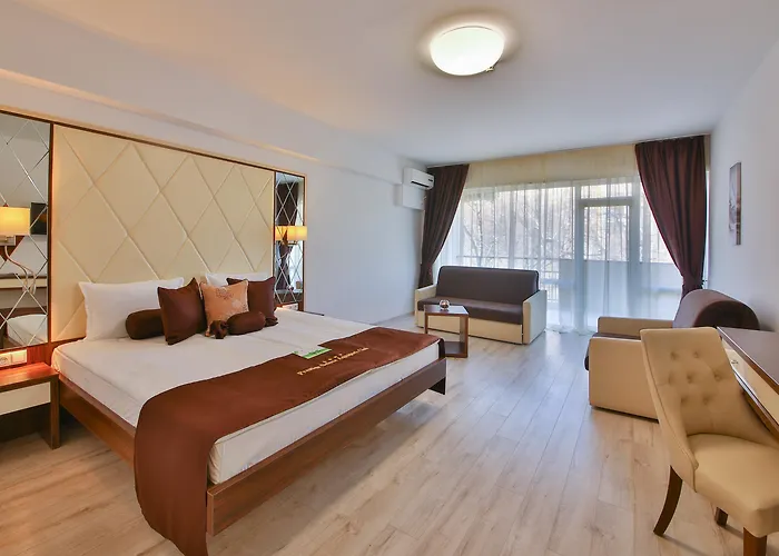 Hotel Prestige Deluxe Aquapark Club 4*