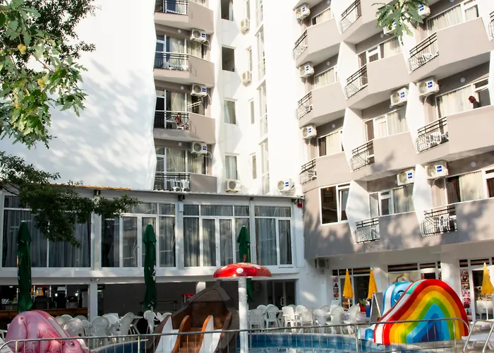 Prestige Deluxe Aquapark Club 4*