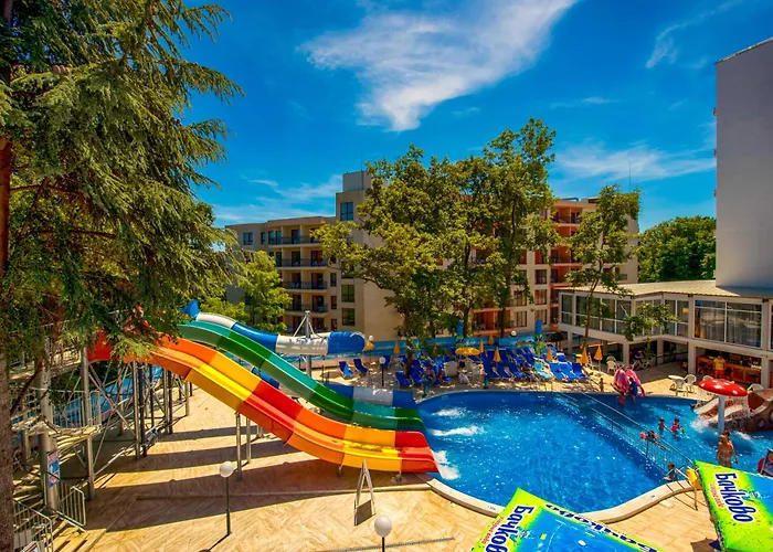 Prestige Deluxe Aquapark Club Hotel 4*