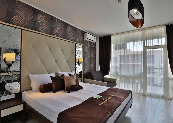 Prestige Deluxe Aquapark Club Hotel 4*