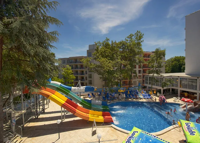 Prestige Deluxe Aquapark Club Hotel 4*